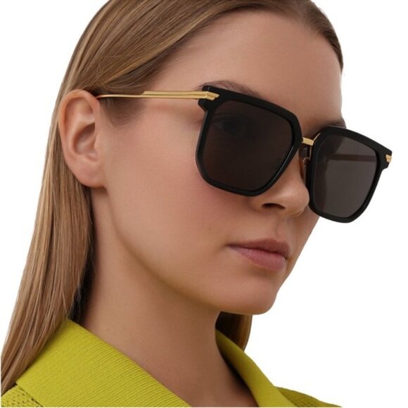 Bottega Veneta BV1083SA 001 Sunglasses Black/Gold Square Frame, Grey Lenses - Picture 2 of 9